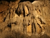 Stalattiti, stalagmiti e altre formazioni all\'interno della Grotta del Vento a Vergemoli, una delle grotte più importanti d\'Italia