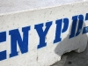 Blocco di cemento della polizia newyorkese