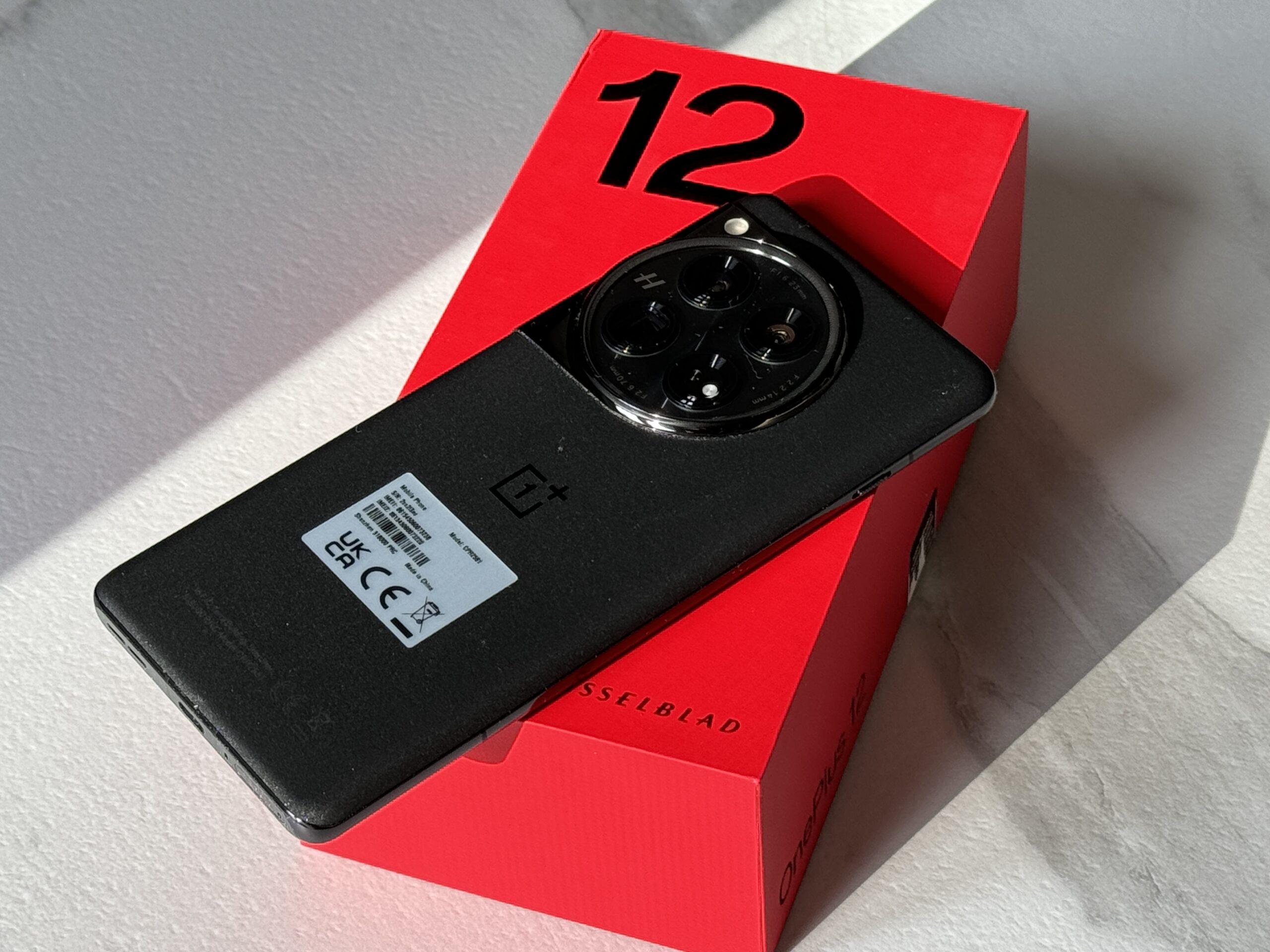 OnePlus 12, il nuovo flagship è un concentrato di tecnologia