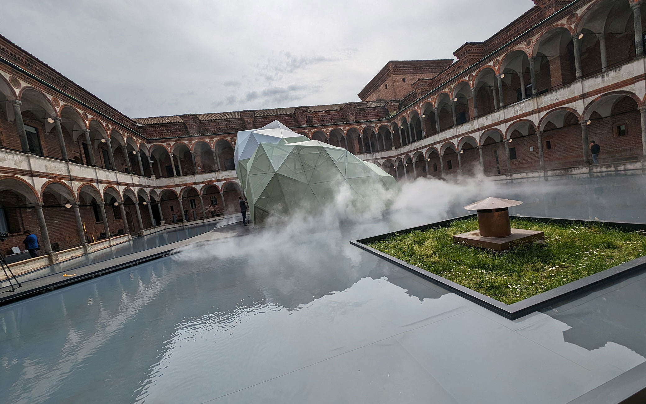 Milano Design Week 2024, 6 installazioni tecnologiche al Fuorisalone, da Google a Philips